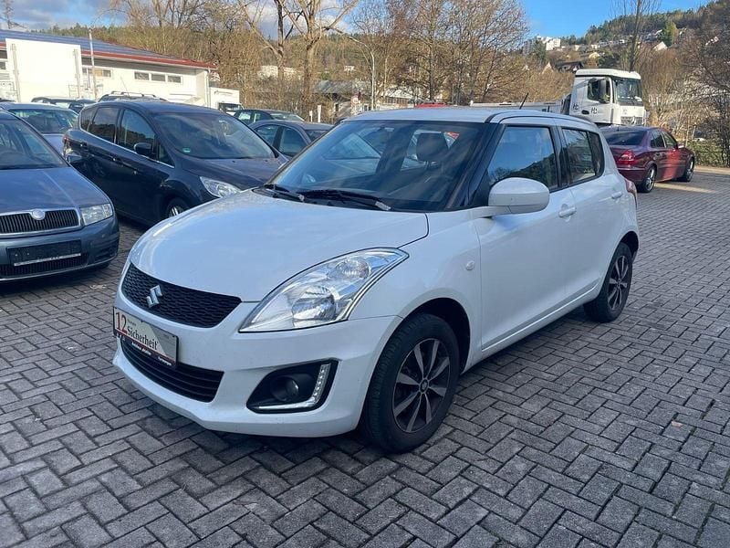 Weiß Gebraucht 2017 Suzuki Swift Kleinwagen | 7.390 € (Guter Preis) - Bild 1/4