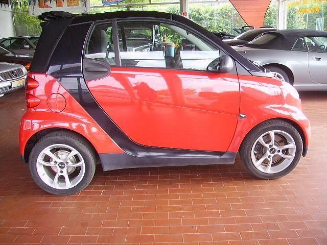 Rot Gebraucht 2009 Smart ForTwo Cabrio Cabrio | 3.250 € (Guter Preis) - Bild 1/4