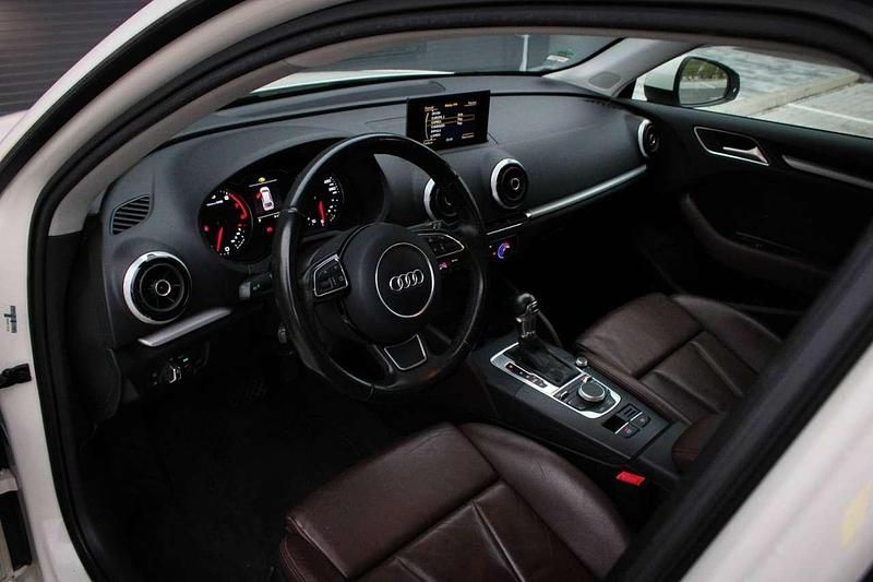 Gebraucht Audi A3 Attraction 110 PS (80 kW) 2015 Kombi