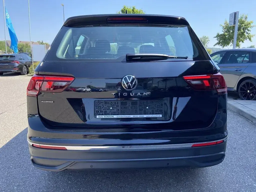 Gebraucht VW Tiguan Life 150 PS (110 kW) 2025 Schwarz SUV