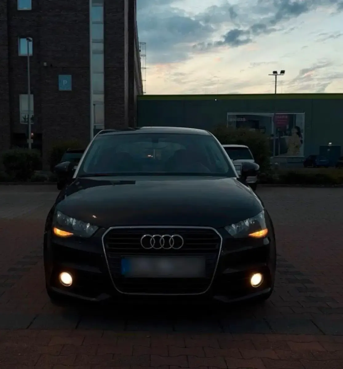 Gebraucht Audi A1 122 PS (89 kW) 2011 Braun Kleinwagen