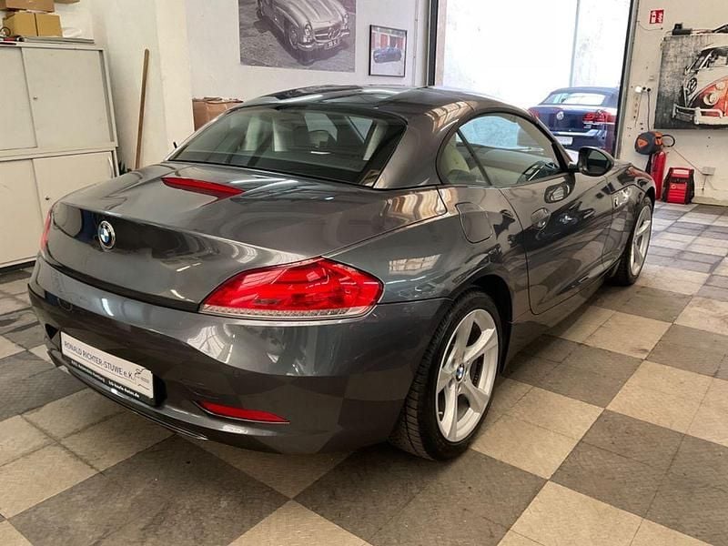 Gebraucht BMW Z4 Comfort Edition 245 PS (180 kW) 2014 Grau Cabrio
