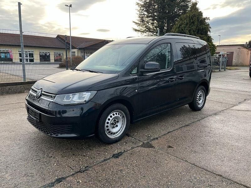 Gebraucht VW Caddy Life 102 PS (75 kW) 2022 Schwarz Van / Kleinbus