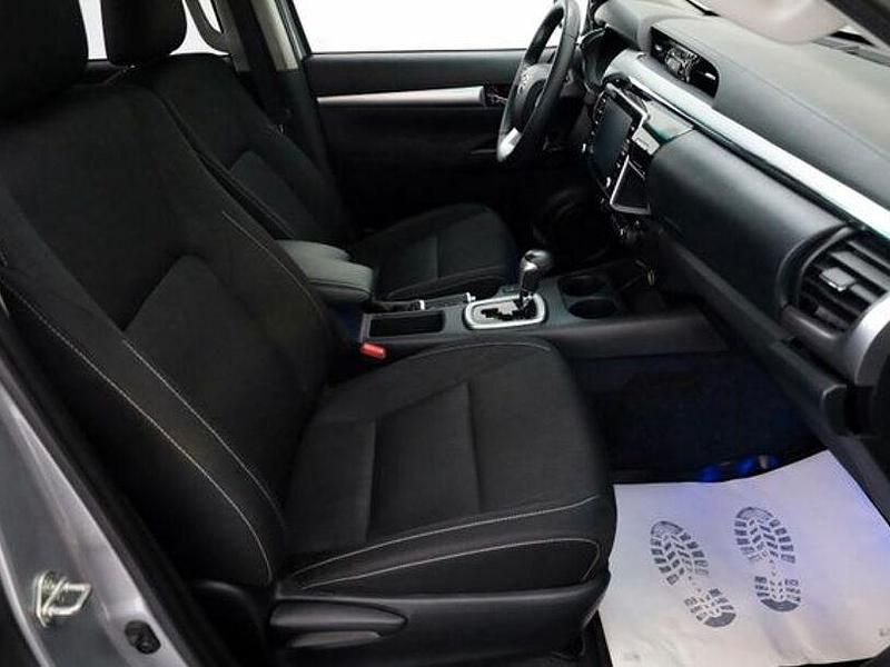 Gebraucht Toyota HiLux Executive 204 PS (150 kW) 2021 Grün Pickup