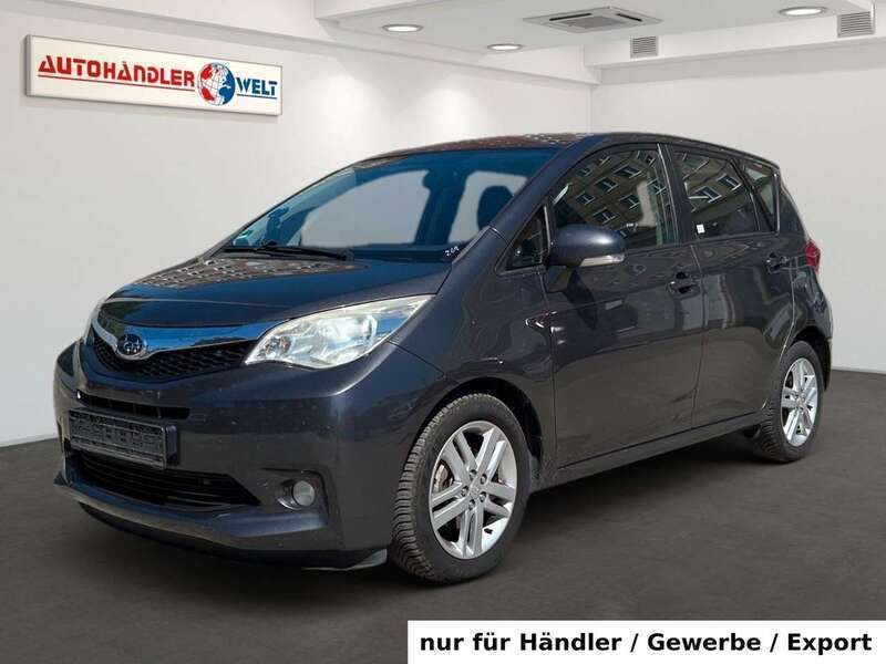 Grau Gebraucht 2011 Subaru Trezia Kleinwagen | 4.999 € (Guter Preis) - Bild 1/4
