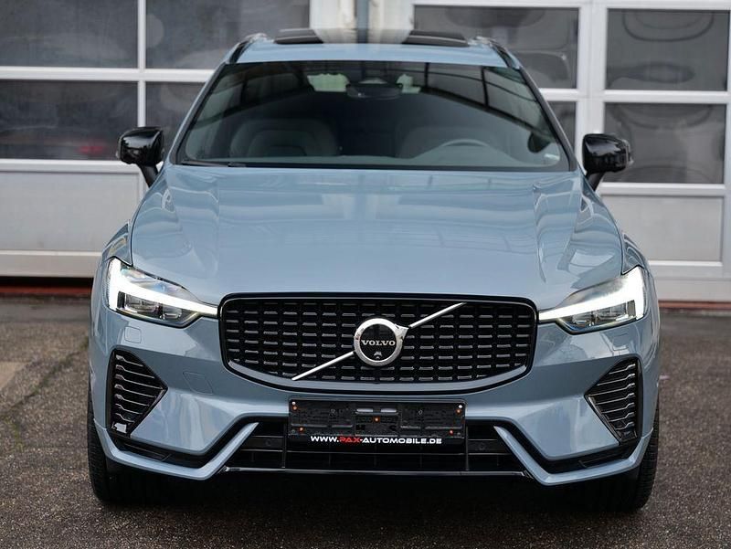 Gebraucht Volvo XC60 Plus 398 PS (292 kW) 2023 Thunder grey / metallic SUV