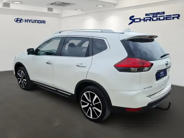 Gebraucht Nissan X-Trail Tekna 150 PS (110 kW) 2019 M) (weiss SUV