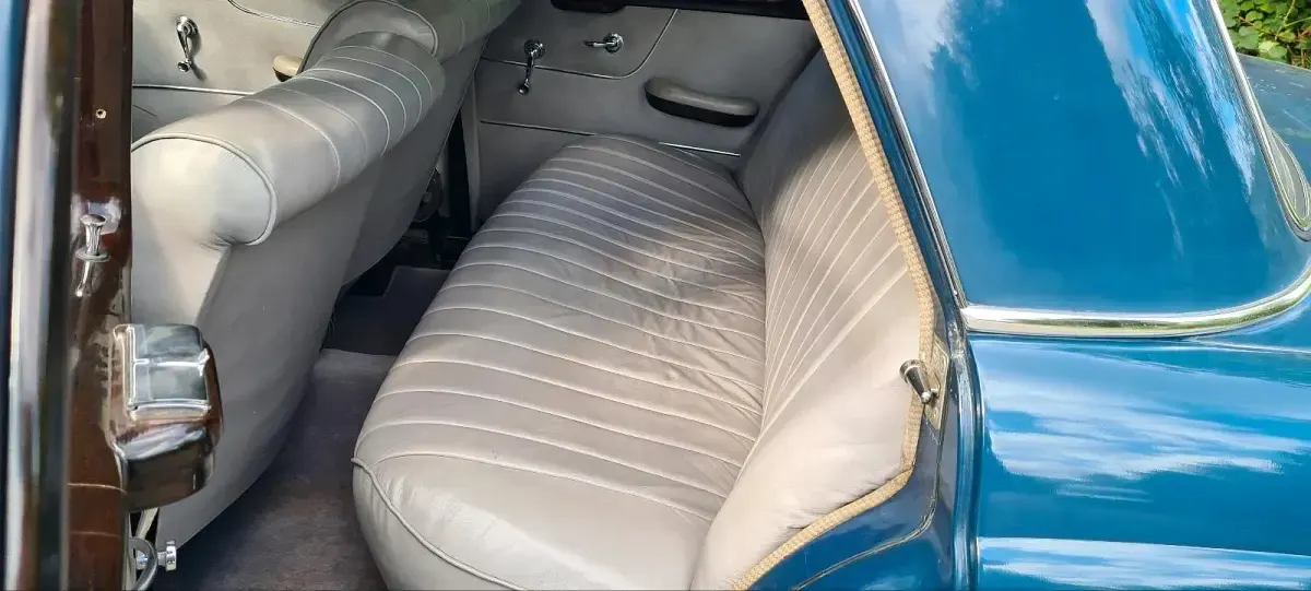 Gebraucht Mercedes 219 89 PS (65 kW) 1958 Blau Limousine