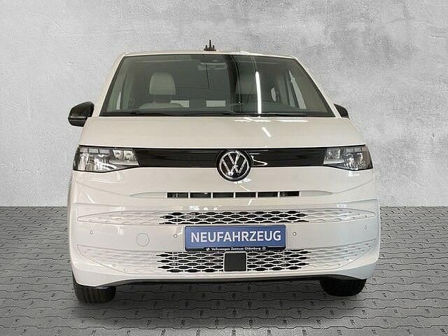 Second-hand VW Multivan Basis 150 CP (110 kW) 2022 Alb Monovolum