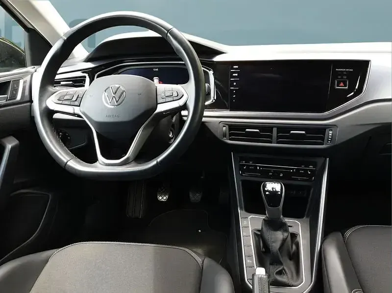 Gebraucht VW Taigo 110 PS (80 kW) 2023 Grau SUV