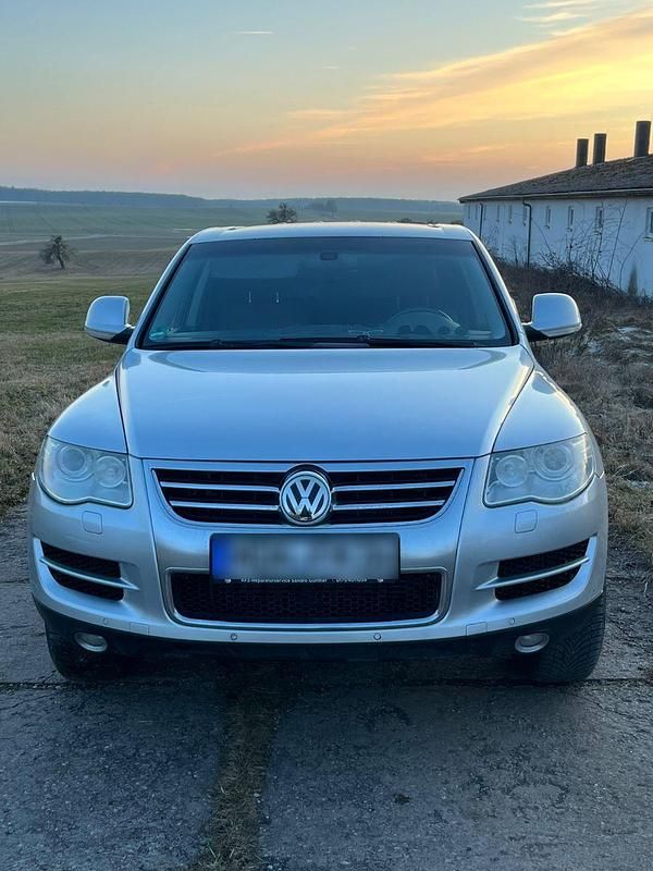 Gebraucht VW Touareg 239 PS (175 kW) 2008 Silber SUV