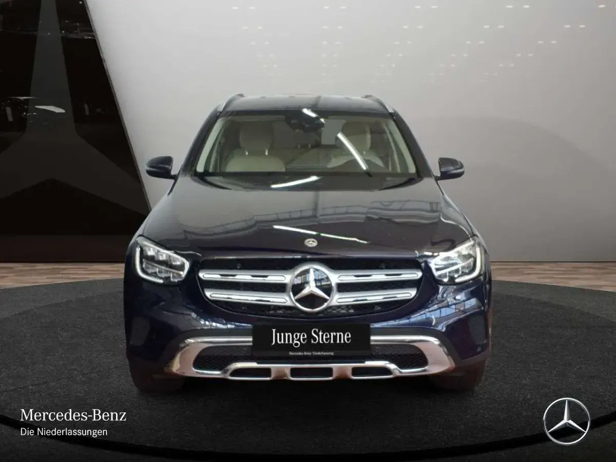 Gebraucht Mercedes GLC400d Exclusive 330 PS (242 kW) 2022 Blau SUV