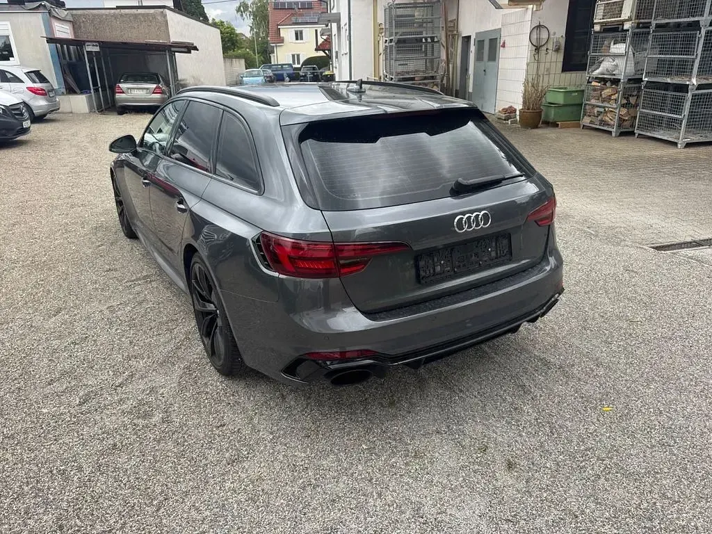 Gebraucht Audi RS4 Sport 450 PS (330 kW) 2018 Grau Kombi
