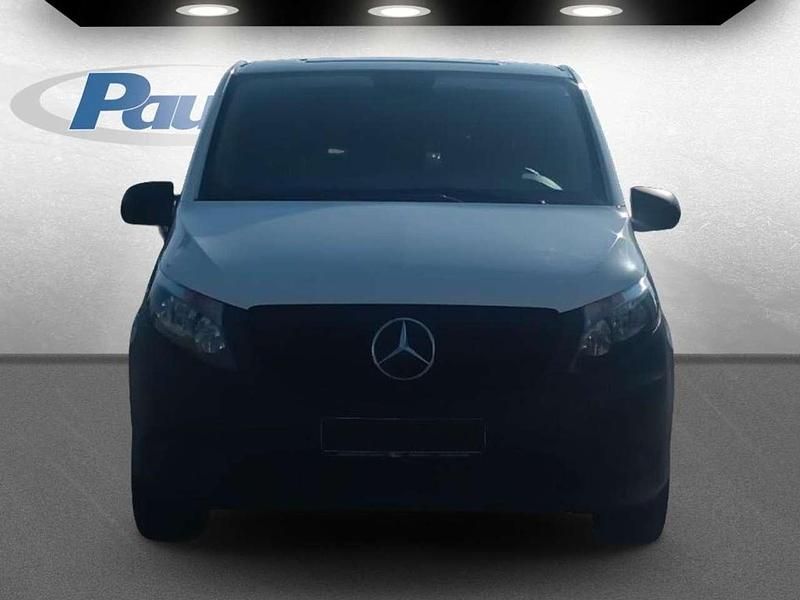 Gebraucht Mercedes Vito 190 PS (139 kW) 2021 Weiss arktikweiß Van
