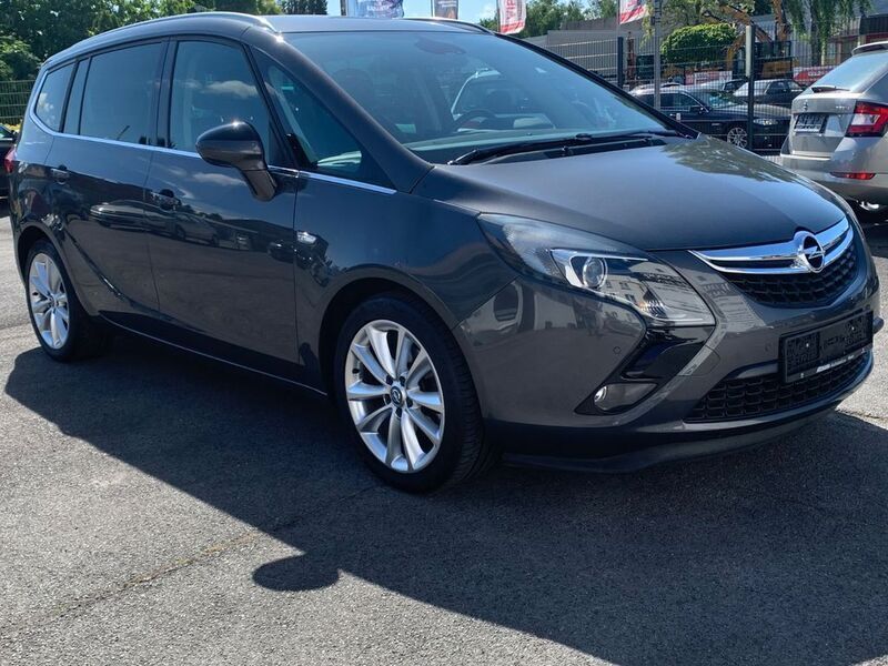 Grau Gebraucht 2012 Opel Zafira Sport Van / Kleinbus | 7.990 € (Etwas zu teuer) - Bild 1/4
