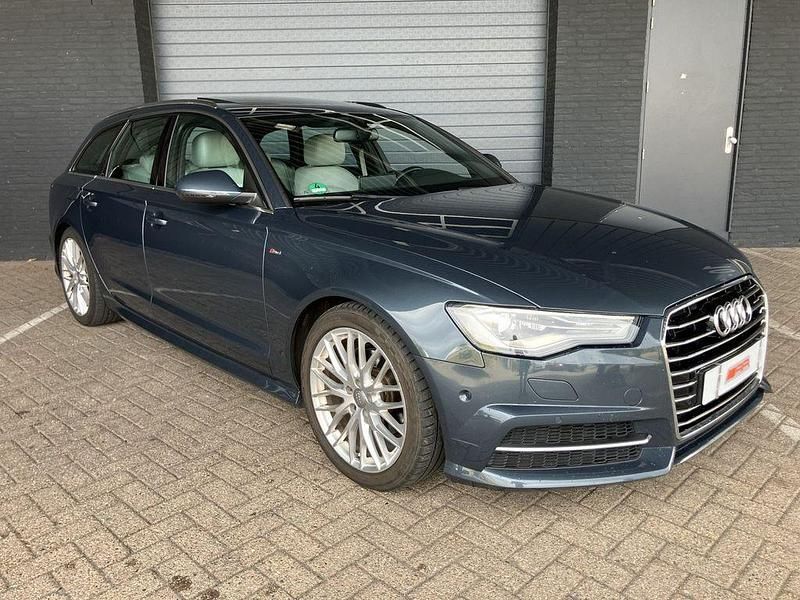 Blau Gebraucht 2015 Audi A6 Sport Kombi | 12.800 € (Superpreis) - Bild 1/4