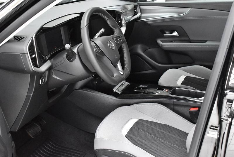 Gebraucht Opel Mokka-e Elegance 100 kW (136 PS) 2024 Schwarz karbon schwarz met. SUV