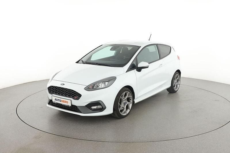 Weiß Gebraucht 2019 Ford Fiesta ST Kleinwagen | 14.540 € (Fairer Preis) - Bild 1/3