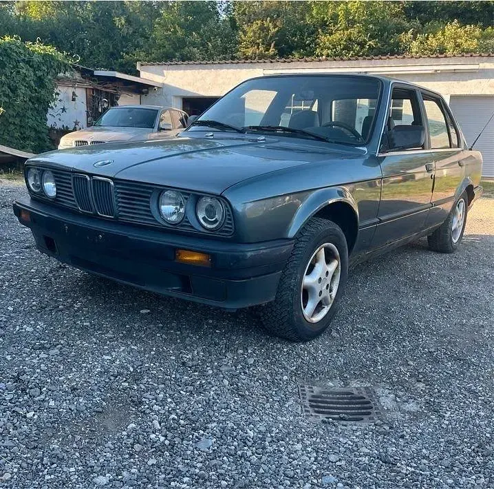 Gebraucht BMW 318 Basis 1990 Grau Limousine