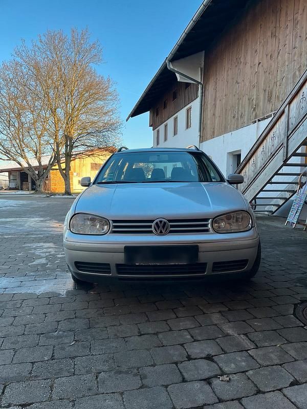 Gebraucht 2004 VW Golf IV Kombi | 900 € - Bild 1/4