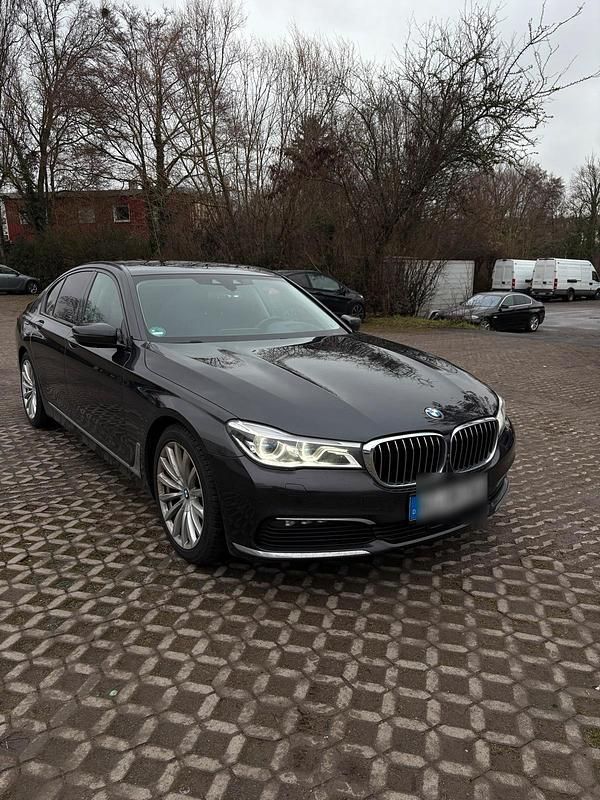 Gebraucht BMW 320 320 PS (235 kW) 2019 Grau Limousine