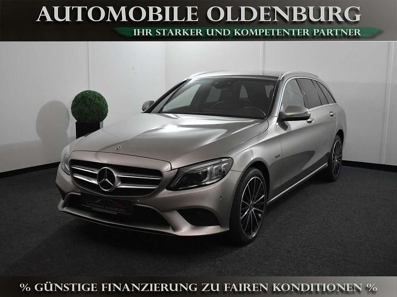 Gebraucht Mercedes C300e Avantgarde 306 PS (225 kW) 2021 Silber Kombi