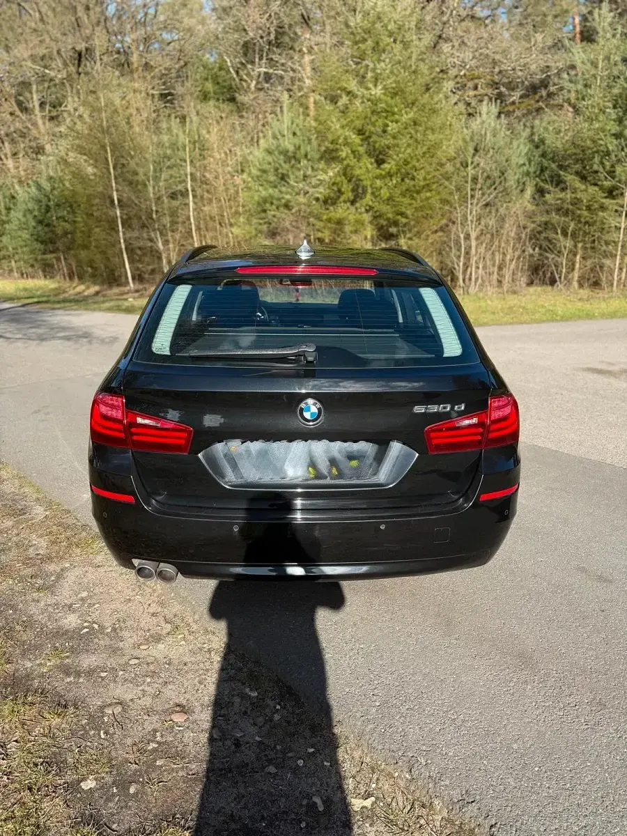 Gebraucht BMW 530 258 PS (189 kW) 2016 Schwarz Kombi