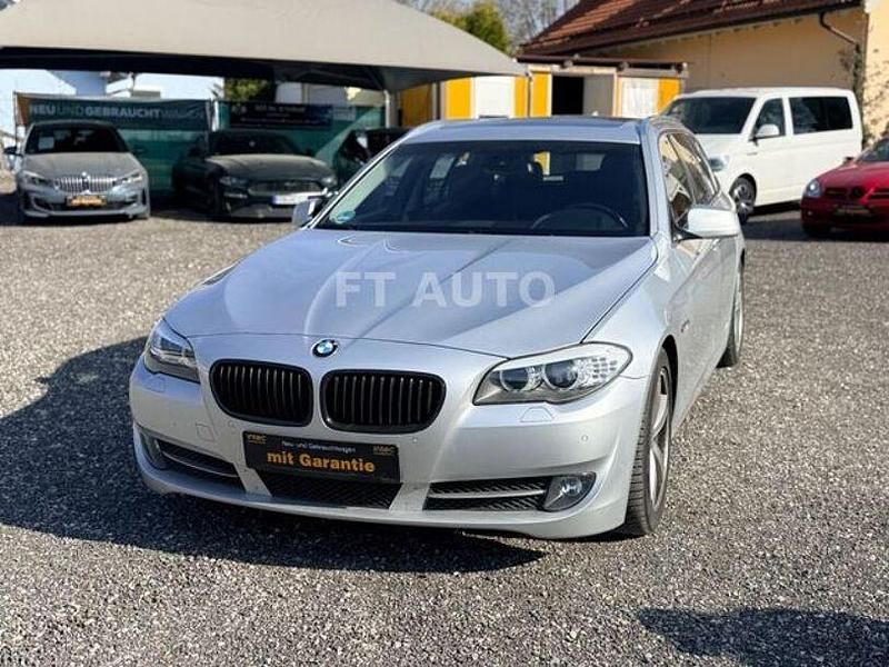 Gebraucht BMW 520 184 PS (135 kW) 2012 Silber Kombi