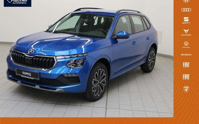 Raceblau metallic Neu 2025 Skoda Kamiq Tour SUV | 33.480 € (Teuer) - Bild 1/4