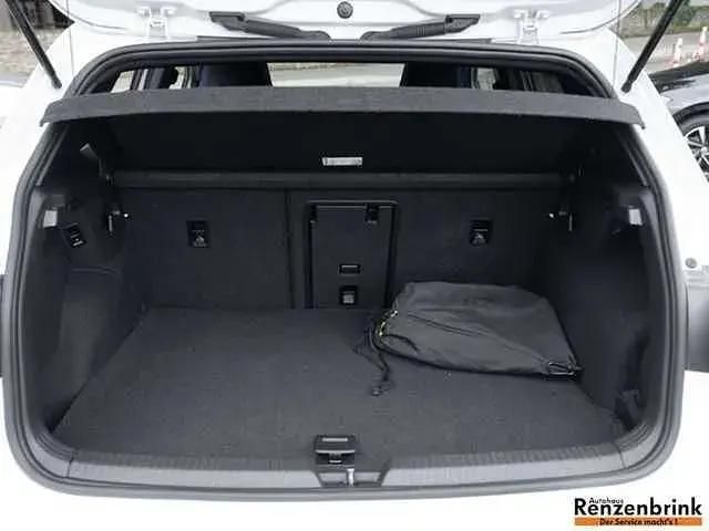 Gebraucht VW Golf VIII Life 116 PS (85 kW) 2024 Grau Kombi