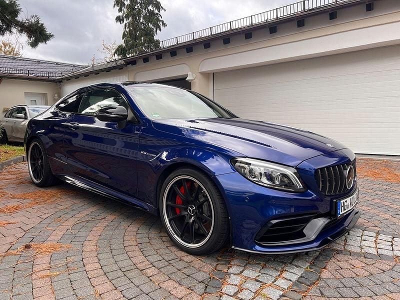Blau Gebraucht 2018 Mercedes C63S AMG AMG Coupé | 85.000 € - Bild 1/4