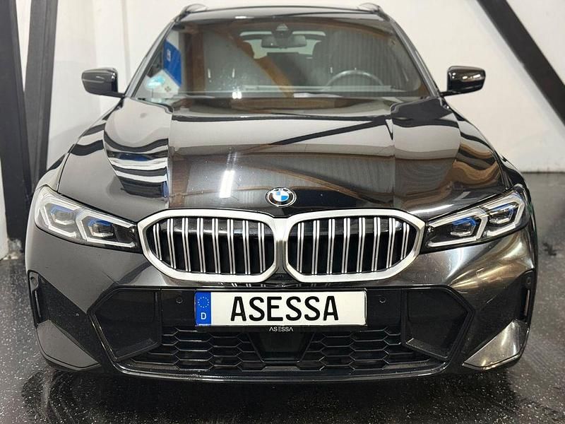 Gebraucht BMW 320 M Sport 190 PS (139 kW) 2023 Schwarz Limousine