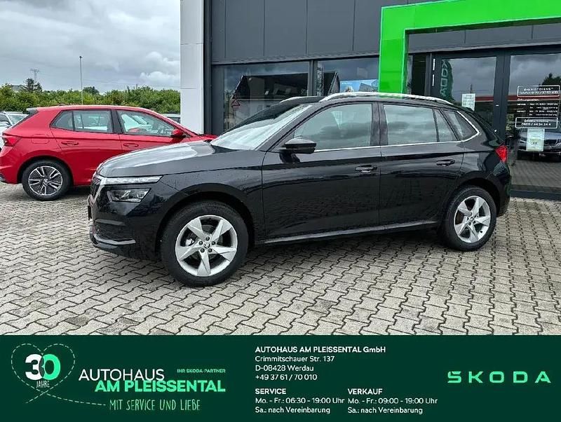 Schwarzmagic perleffekt Gebraucht 2024 Skoda Kamiq Style SUV | 21.980 € (Fairer Preis) - Bild 1/4