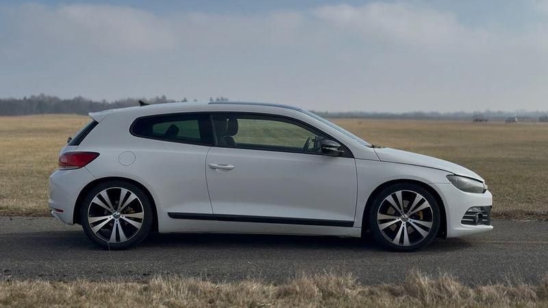 Gebraucht VW Scirocco 160 PS (117 kW) 2010 Weiß Coupé