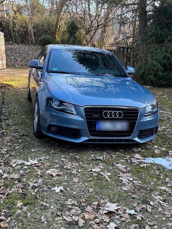 Grau Gebraucht 2009 Audi A4 S-Line Limousine | 7.000 € (Etwas zu teuer) - Bild 1/4