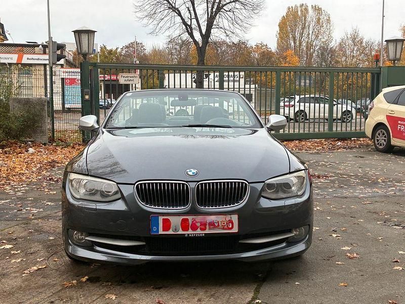 Gebraucht BMW 320 Cabriolet Performance 170 PS (125 kW) 2012 Grau Cabrio