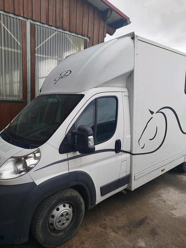 Second-hand Citroën Jumper 135 CP (99 kW) 2013 Alb Monovolum