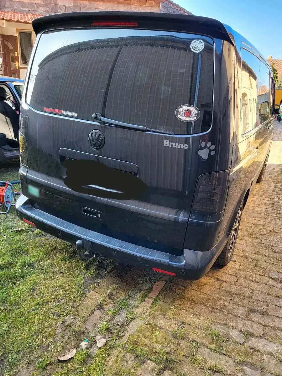 Gebraucht VW Multivan 128 PS (94 kW) 2004 Schwarz Van / Kleinbus