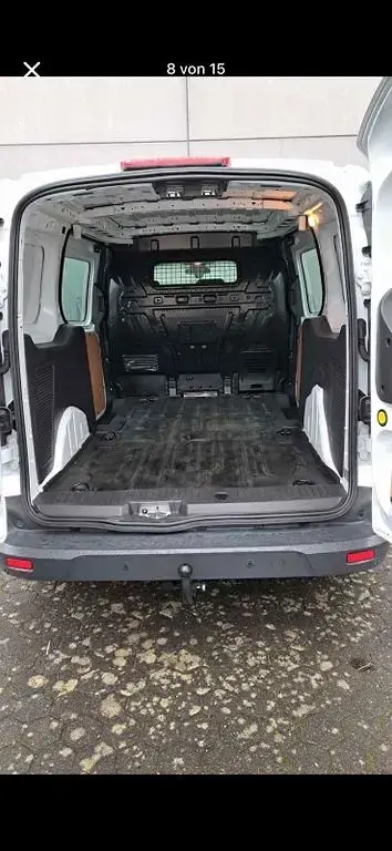 Gebraucht Ford Tourneo Connect Ambiente 101 PS (74 kW) 2018 Weiß Van / Kleinbus