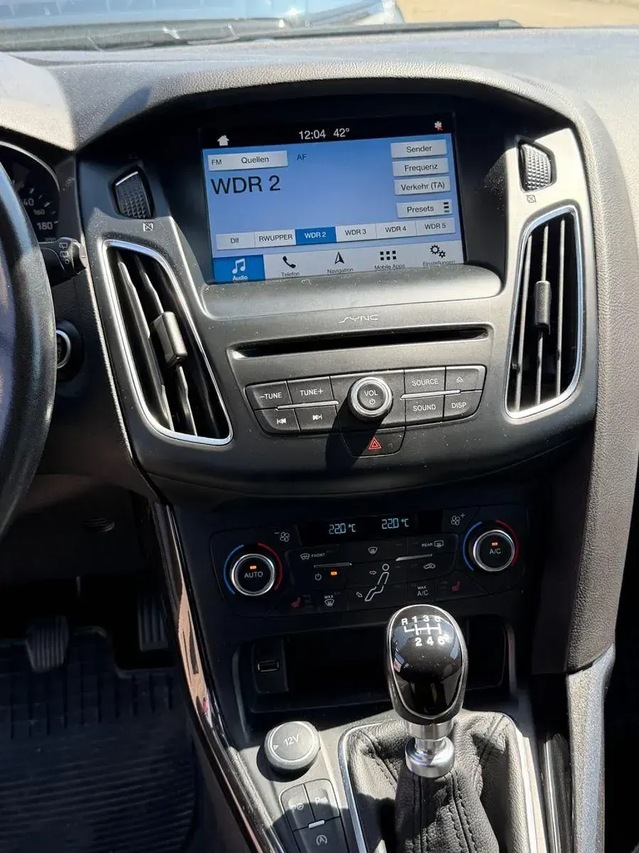 Gebraucht Ford Focus Titanium 125 PS (91 kW) 2018 Weiß Kombi