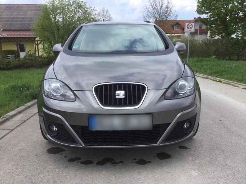 Gebraucht Seat Altea XL 125 PS (91 kW) 2015 Andere farben Van / Kleinbus