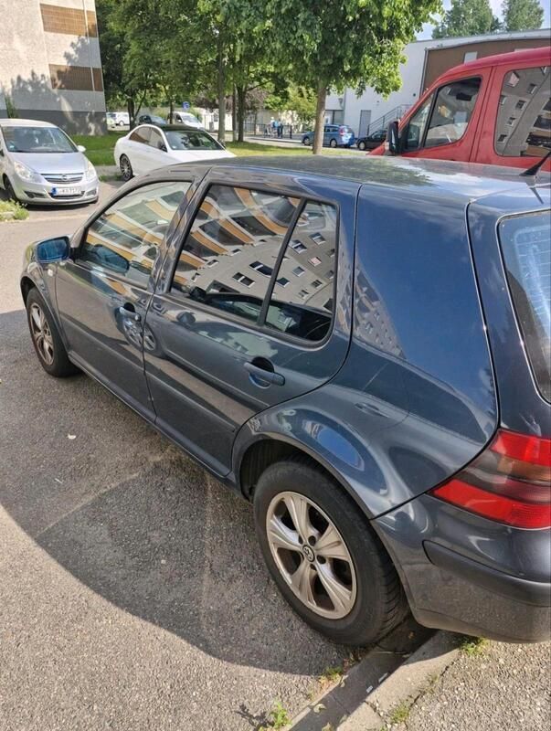 Grau Gebraucht 2000 VW Golf IV Kleinwagen | 500 € (Superpreis) - Bild 1/4