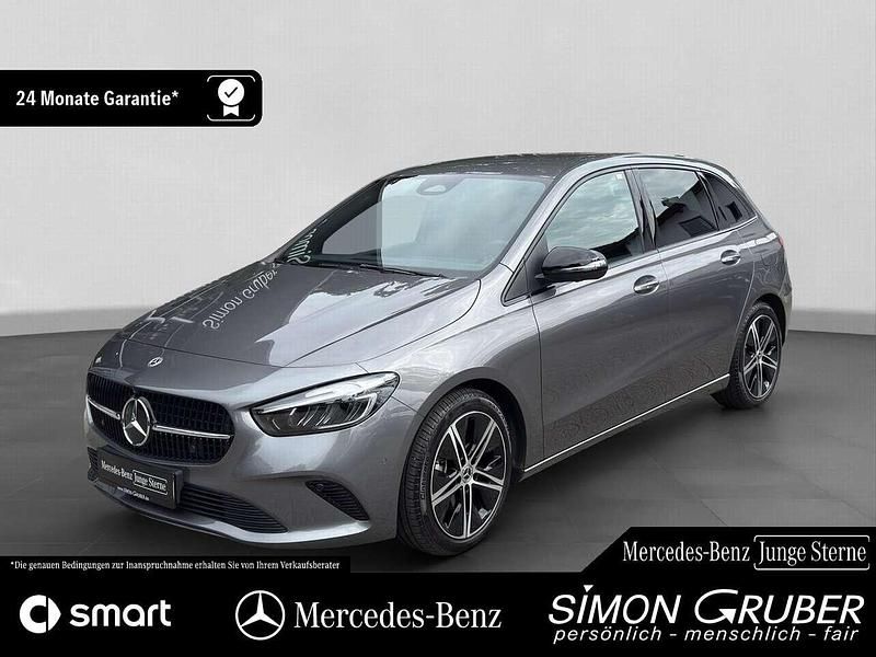 Grau Gebraucht 2024 Mercedes B200 Progressive Van / Kleinbus | 32.950 € (Fairer Preis) - Bild 1/4