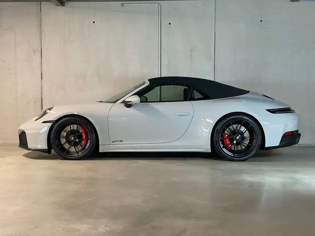 Neu Porsche 911 Carrera GTS 541 PS (397 kW) 2026 Kreide Cabrio