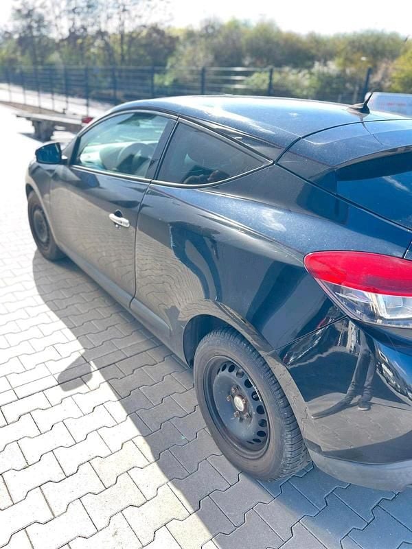 Gebraucht Renault Mégane Coupé 131 PS (96 kW) 2010 Schwarz Coupé
