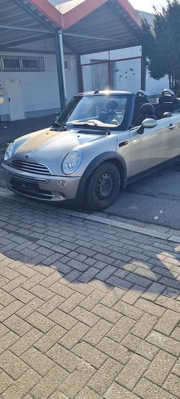 Second-hand Mini Cooper Cabriolet 116 CP (85 kW) 2008 Auriu Cabrio
