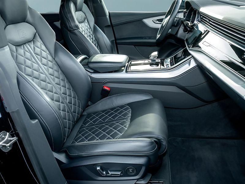 Gebraucht Audi Q8 286 PS (210 kW) 2022 Schwarz SUV