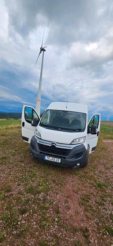 Weiß Gebraucht 2017 Citroën Jumper Van / Kleinbus | 10.000 € - Bild 1/4