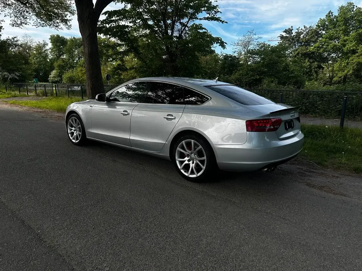 Gebraucht Audi A5 Design 170 PS (125 kW) 2011 Grau Coupé