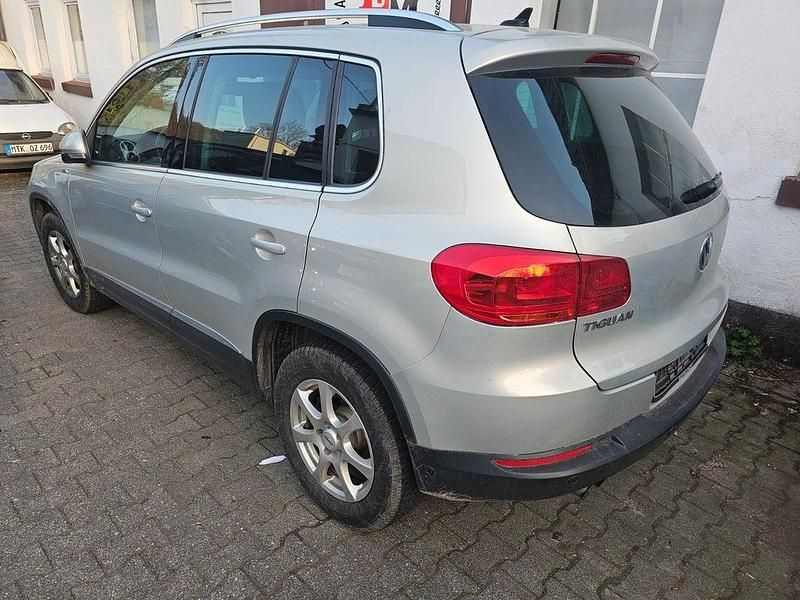 Gebraucht VW Tiguan Life 179 PS (131 kW) 2013 Silber SUV